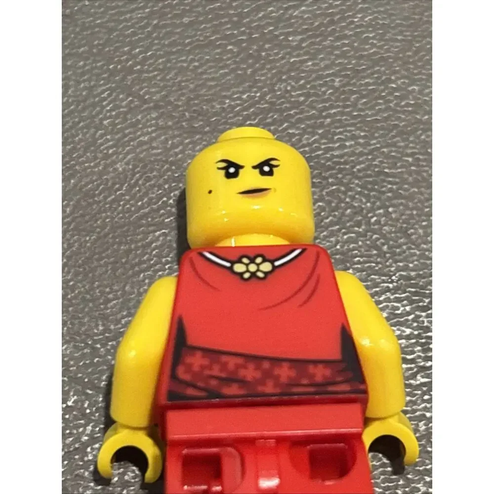 Lego Ninjago Nya Minifigure #njo1007 Golden Weapons Legacy Update Brand New